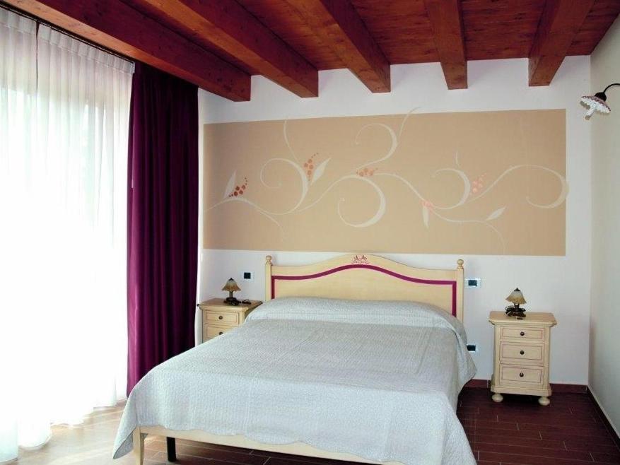 וילה פרנקה די ורונה Agriturismo Aver מראה חיצוני תמונה