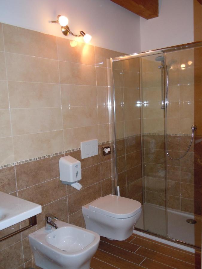 וילה פרנקה די ורונה Agriturismo Aver מראה חיצוני תמונה