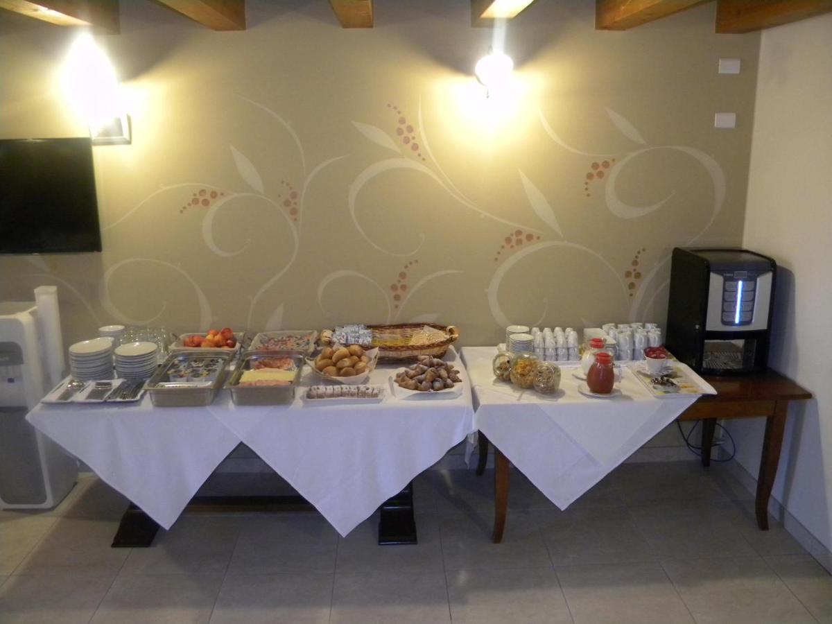וילה פרנקה די ורונה Agriturismo Aver מראה חיצוני תמונה